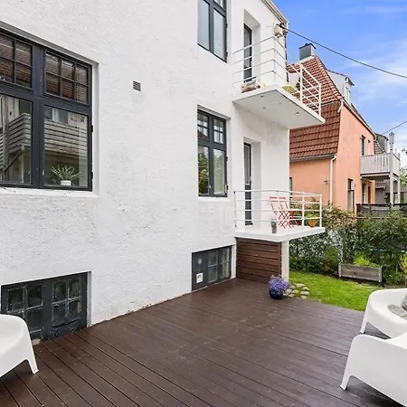 Apartment 5 Min Walk To Centre